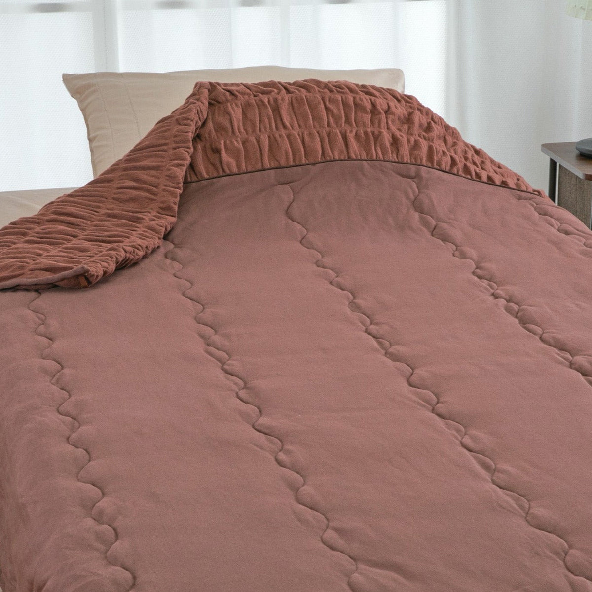 ロマンス小杉　Aurora  やわらか肌掛けふとん　140×190  綿100% ourstyle 合繊肌掛けふとん ウォッシャブル 日本製 とろける 肌