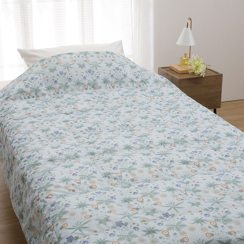 【オールシーズン使える】羽毛肌掛けふとん V&A ピンク ブルー 夏用掛け ダウンケット シングルロング ブルー ロマンス小杉 | ねむりのアトリエ