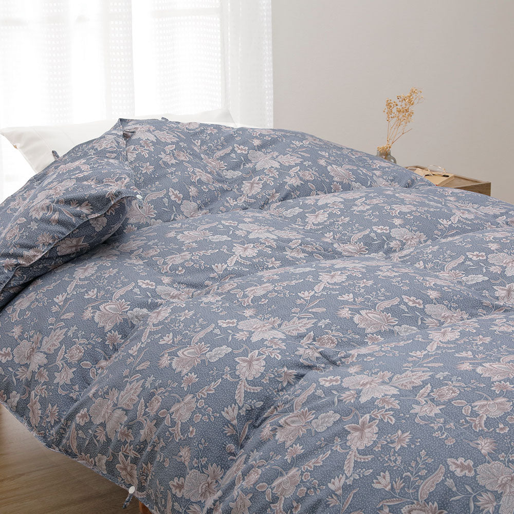 【オールシーズン使える】日本製 羽毛布団 2枚合わせ シングル グースダウン93％ 夏用 冬用 ブルー ロマンス小杉 | ねむりのアトリエ