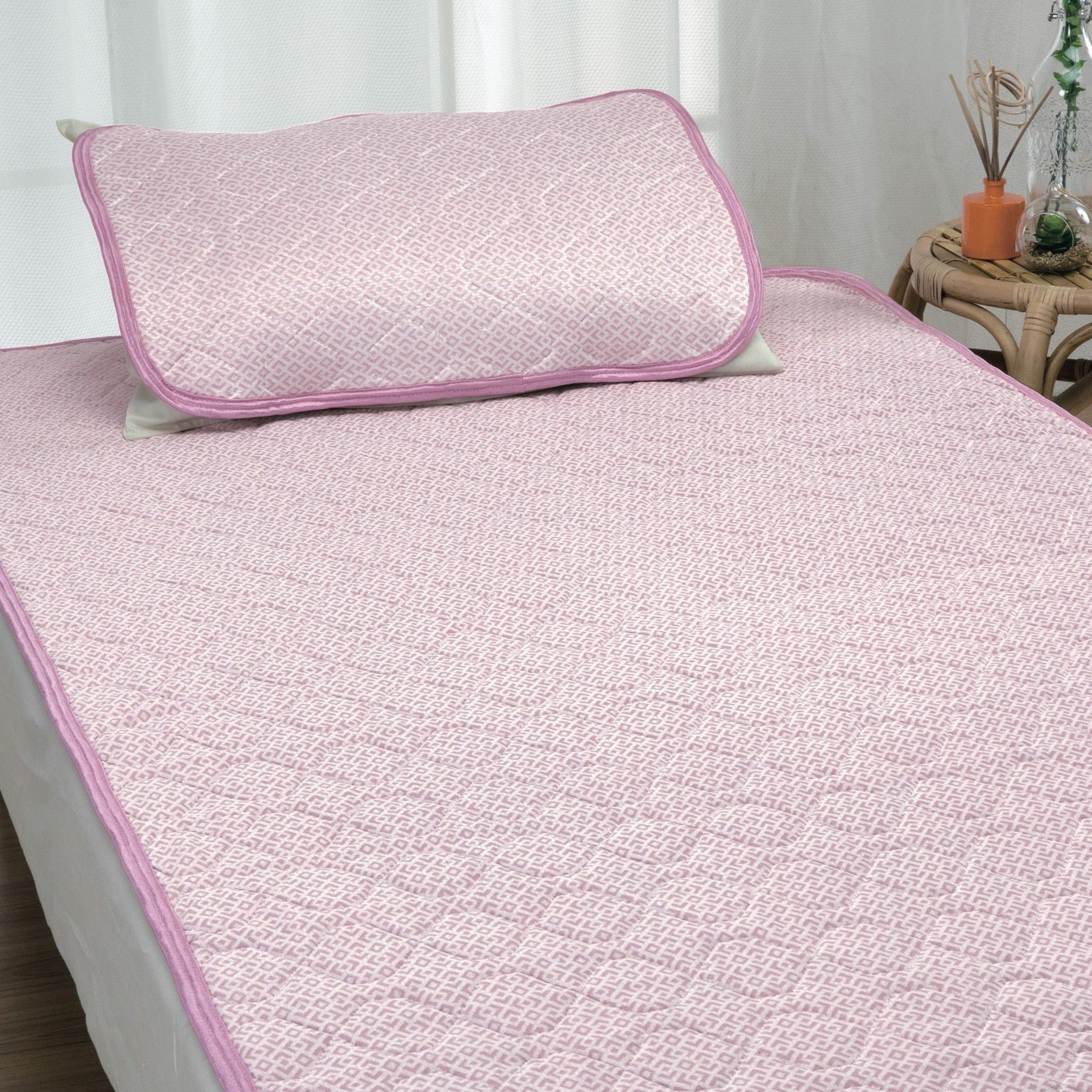 ロマンス小杉 アイスミンRG 敷きパッド 接触冷感 ウォッシャブル 四隅